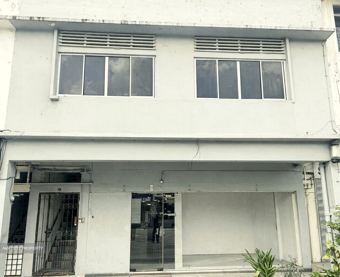 Changi Road (D14), Shop House #525484681